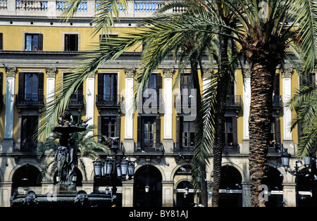 Außenansicht des Plaza Real, Barcelona, Spanien. Stockfoto