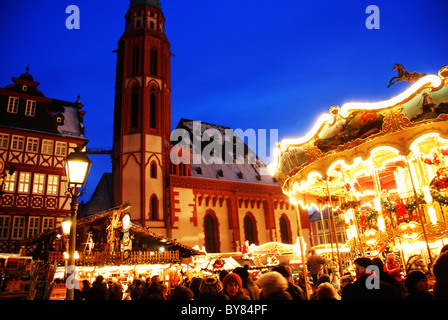 Weihnachtsmarkt am Roemerplatz, Frankfurt Am Main, Deutschland Stockfoto