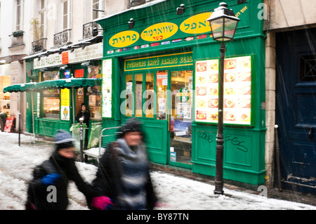 Le Marais unter dem Schnee, Paris, Frankreich. Stockfoto