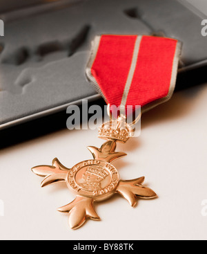 Die OBE Medaille |  The Most Excellent Order of the British Empire ist ein Auftrag des Rittertums gegründet 1917 von König George Fünftel Stockfoto