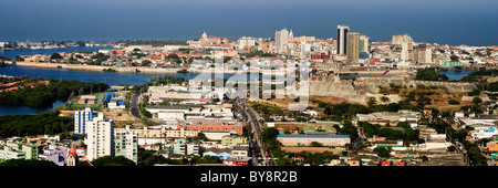 Castillo de San Felipe de Barajass und Altstadt-Kolumbien aus La Popa Kloster Stockfoto