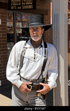 Schütze mit Gewehr und Holster Tombstone Arizona Stockfoto