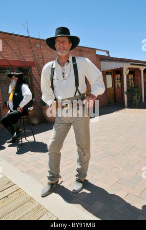 Schütze mit Gewehr und Holster Tombstone Arizona Stockfoto