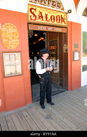 Schütze mit Gewehr und Holster Tombstone Arizona Stockfoto