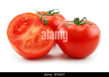 Reife Tomatenscheiben, Isolated on White Stockfoto