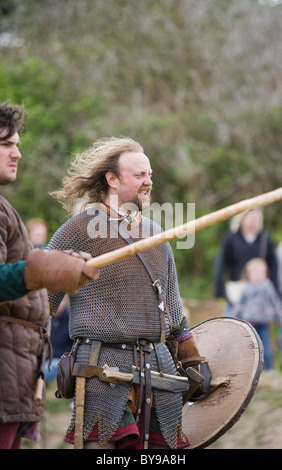Sächsischen Krieger bei Viking Schlacht Reenactment Stockfoto
