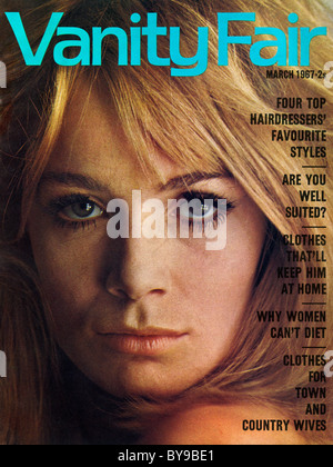 Cover von VANITY FAIR Magazine vom März 1967 zum Preis von 2 Schilling schwingend sechziger Jahre Stockfoto