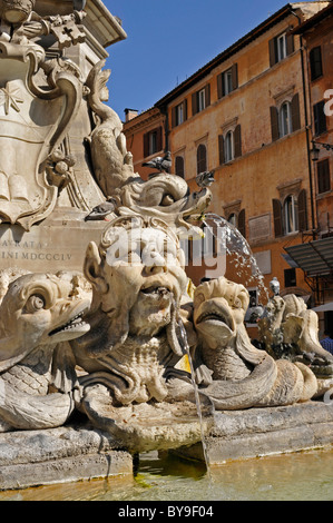 Fontana di Pantheon, Brunnen in Piazza della Rotonda, Rom, Latium, Italien, Europa Stockfoto