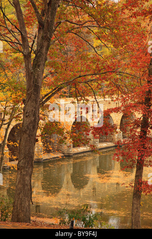 Crab Orchard Dam/Brücke, Cumberland Mountain State Park, Crossville, Tennessee, USA Stockfoto