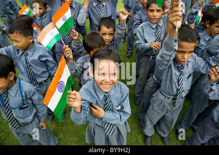 Schülerinnen und Schüler feiern Unabhängigkeitstag Stockfoto