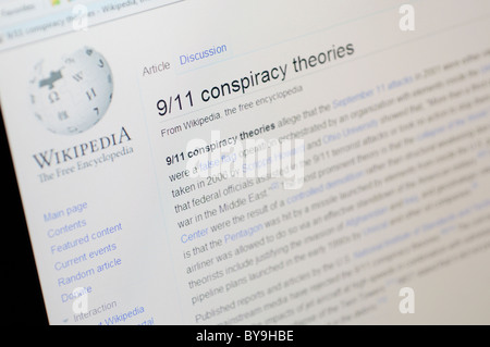 Eine Wikipedia-Suche nach 9/11 Verschwörungstheorien Stockfoto