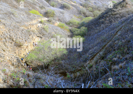 Wanderer auf Diamond Head Crater Trail State Monument Honolulu Hawaii Oahu Stockfoto