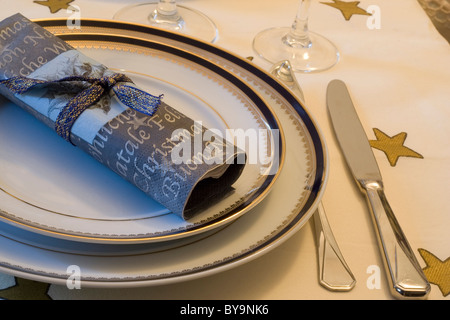 ein Weihnachten Tisch Detail (Tiefenschärfe) Stockfoto