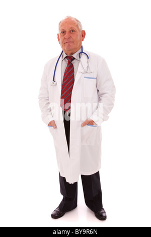 Kompetenz Arzt älterer Mann isoliert auf weiss Stockfoto