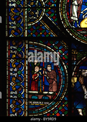 Canterbury Kathedrale von Canterbury Kent England Buntglasfenster, die Szenen aus dem Leben und Tod des Heiligen Thomas Becket Stockfoto