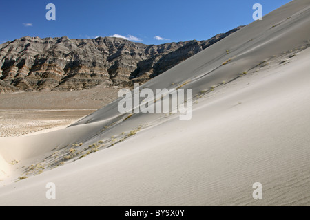 Eureka Chance Dünen und die letzte Bergen in Death Valley Nationalpark Stockfoto