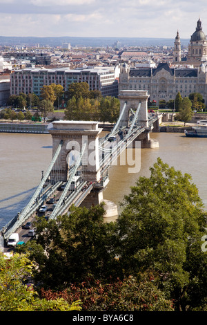 Kettenbrücke mit der Donau in Budapest, Ungarn, Europa Stockfoto