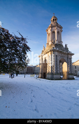 Historischen Trinity College in Dublin. Alle Warenzeichen und Gesichter haben sich geklont wurde. Stockfoto