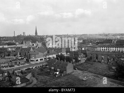 Ansicht von Wolverhampton von Brickklin Straße Wohnungen 1961 Stockfoto