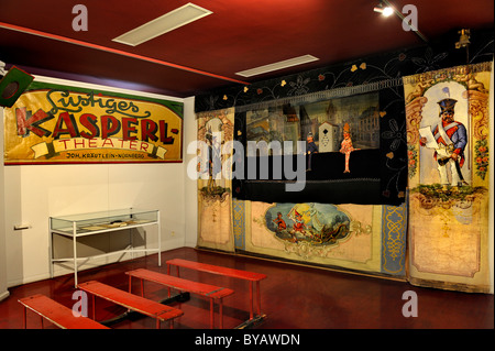 Punch und Judy Show in der Marionette Theater Sammlung, Stadtmuseum, City Museum, Munich, Bavaria, Germany, Europe Stockfoto