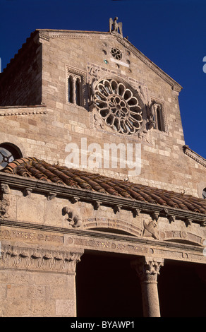 Romanische Kirche Santa Maria Assunta in Lugnano in Teverina, 12. C., Umbrien, Italien Stockfoto