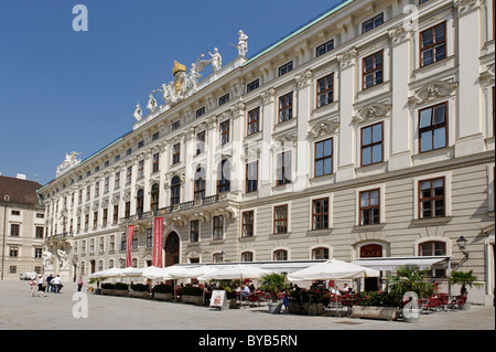 Hofburg Palast, Innenhof, Amalienburg Flügel, Hofburg Cafe, 1. Bezirk, Wien, Österreich, Europa Stockfoto