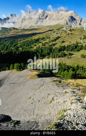 Panorama über den Col des Champs, Nationalpark Mercantour, Haute Verdon Berge, Alpes de Haute Provence, Frankreich Stockfoto