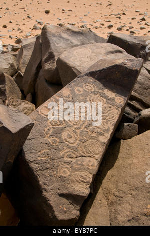 Felszeichnungen in Tadrat Wüste Tasset, Algerien, Afrika Stockfoto