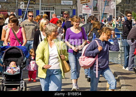 Urlauber in Padstow, Cornwall Stockfoto