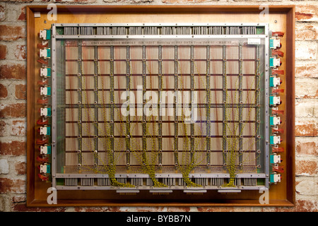 Modul 32 KB 16bit Univac Kernspeicher von 1967 Stockfoto