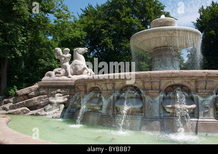 Wittelsbacher Brunnen-Brunnen am Lenbach-Platz in München, Bayern, Deutschland. Stockfoto