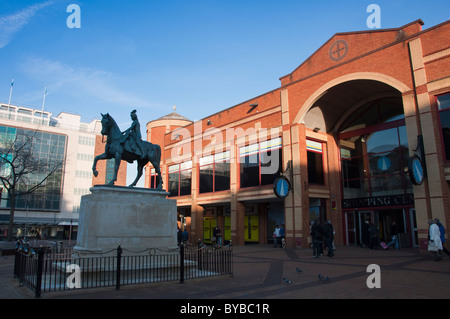 Kathedrale Lanes Einkaufszentrum Fassade, Coventry, England. Stockfoto