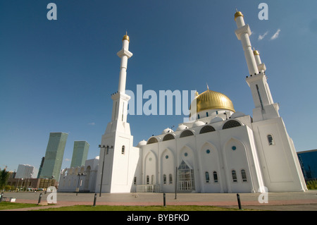 Islamischen Zentrum und Nur-Astana-Moschee, Astana, Kasachstan, Zentralasien Stockfoto