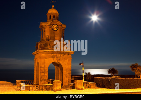 Scarborough Clock Tower bei Nacht Stockfoto