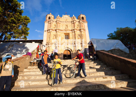 Templo de Santo Domingo, San Cristobal de Las Casas, Chiapas, Mexiko Stockfoto