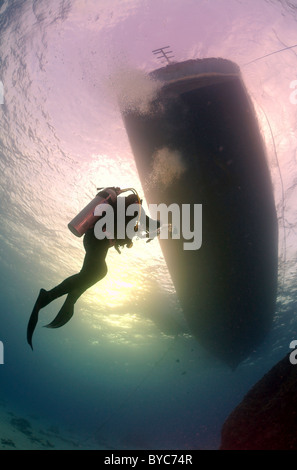 Video-Operator und Tauchen Sie ein Boot Stockfoto