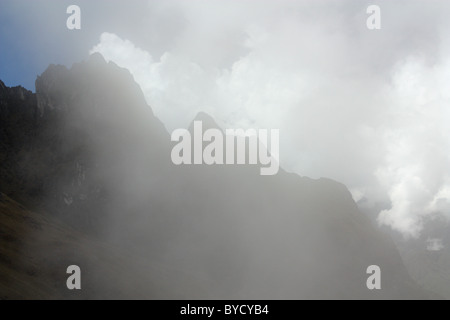 Anden in Peru in Wolke gehüllt Stockfoto