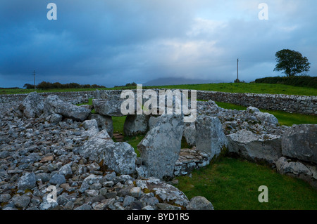 Creevykeel Court Tomb, gebaut rund 3, 000BC, in der Nähe von Cliffoney, County Sligo, Irland Stockfoto