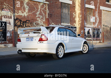 Mitsubishi EVO VI Tommi Makinen limitierte japanische Sportwagen von Australiens In Tune Performance Race Cars geändert. Stockfoto