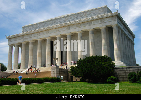 Das Lincoln Memorial, gebaut im Stil eines griechischen dorischen Tempels, Washington DC, USA Stockfoto