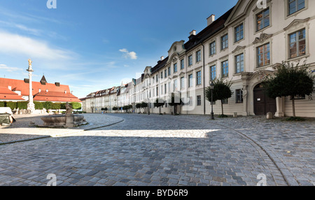 Eichstaett Residenz Palast, Residenzplatz Quadrat, Eichstätt, Altmühltal Valley, Upper Bavaria, Bayern, Deutschland, Europa Stockfoto