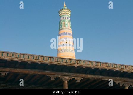 Minarett am Ichon Qala Festung, Chiwa, Usbekistan, Zentralasien Stockfoto