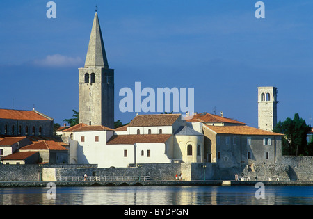 Altstadt mit Euphrasius-Basilika, Porec, Istrien, Kroatien, Europa Stockfoto