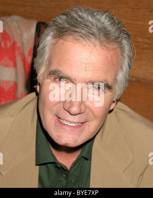 John McCook 'Bold & the Beautiful' feiert 5000 zeigt bei der CBS Television City Los Angeles, Kalifornien - 23.01.07 Stockfoto