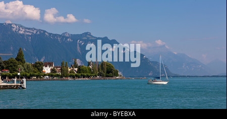 Blick auf den Genfer See, Vevey, Genfer See, Kanton Waadt, Schweiz, Europa Stockfoto