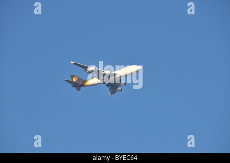 Boeing 747-400, eine Ladung und Transportflugzeuge der United Parcel Service, UPS, im Anflug auf den Flughafen Köln-Bonn Stockfoto