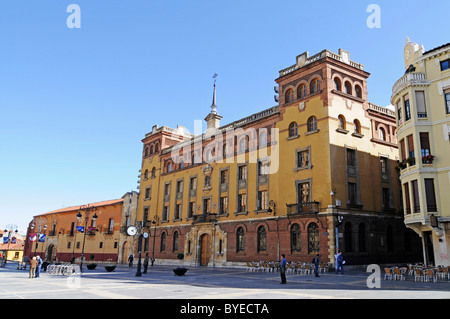 Historische Gebäude, Plaza Regla, Leon, Provinz von Castilla y León, Kastilien und León, Spanien, Europa Stockfoto