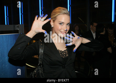 Lara Isabelle Rentinck Opening Show der Blue Man Group in das neuen Bluemax Theater am Potsdamer Platz Berlin, Deutschland - 04.02.07, Stockfoto