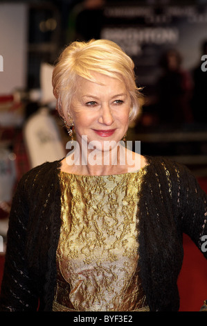 02.01.2011. Dame Helen Mirren besucht die Europapremiere von Brighton Rock am Leicester Square, London. Stockfoto