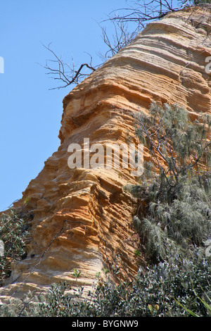 Coloured Sands Fraser Island, bekannt als die Pinnacles. Stockfoto